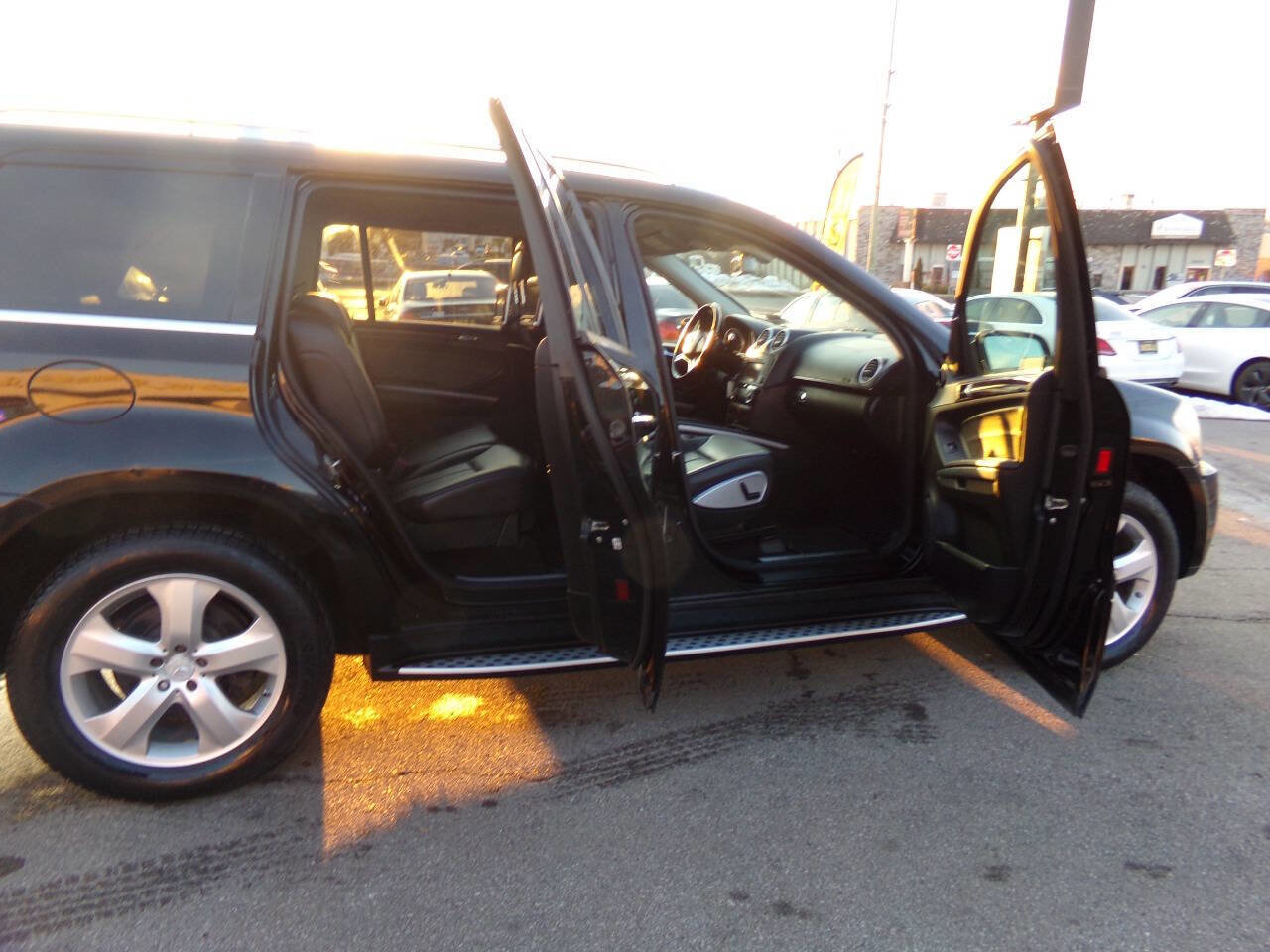 Used 2010 Mercedes-Benz GL 450 4MATIC w/ Premium 1 Pkg image 38