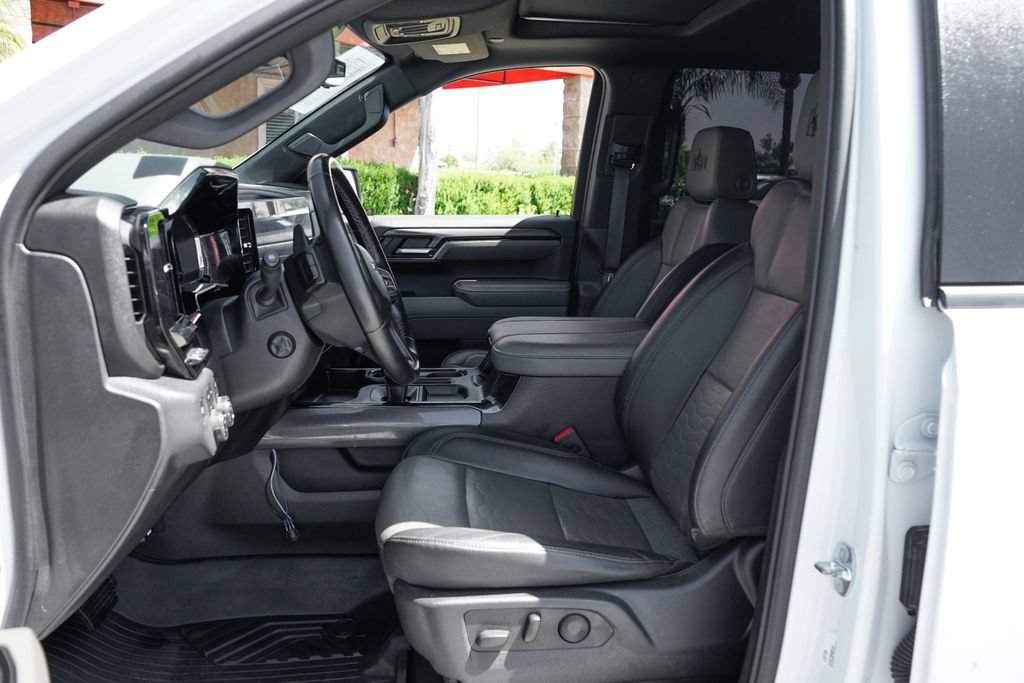 Used 2023 Chevrolet Silverado 1500 ZR2 w/ ZR2 Bison Edition AWD/4WD image 19