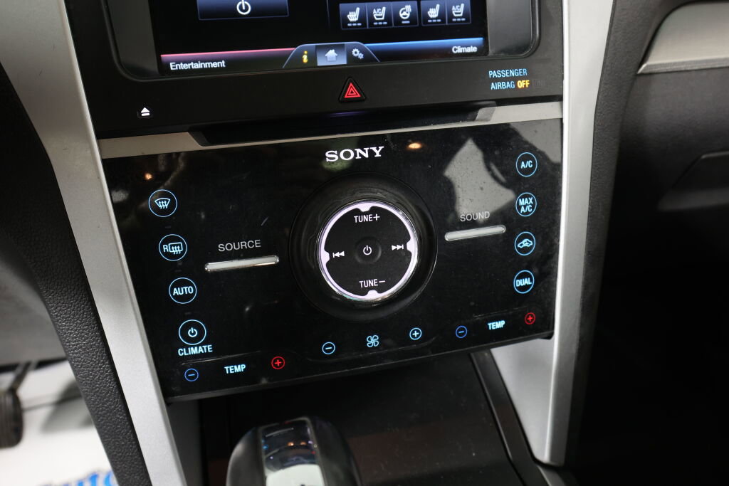 Used 2015 Ford Explorer Sport AWD/4WD image 38