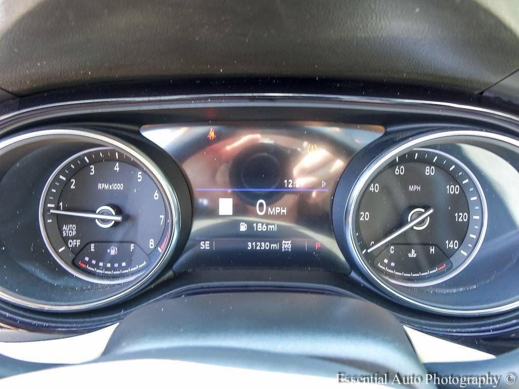 Used 2021 Buick Encore GX Essence w/ Advanced Technology Package AWD/4WD image 14