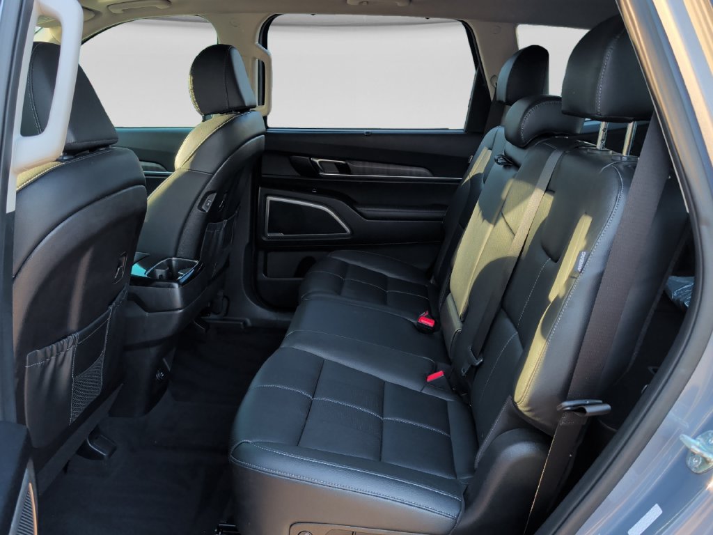 Used 2024 Kia Telluride EX AWD/4WD image 31