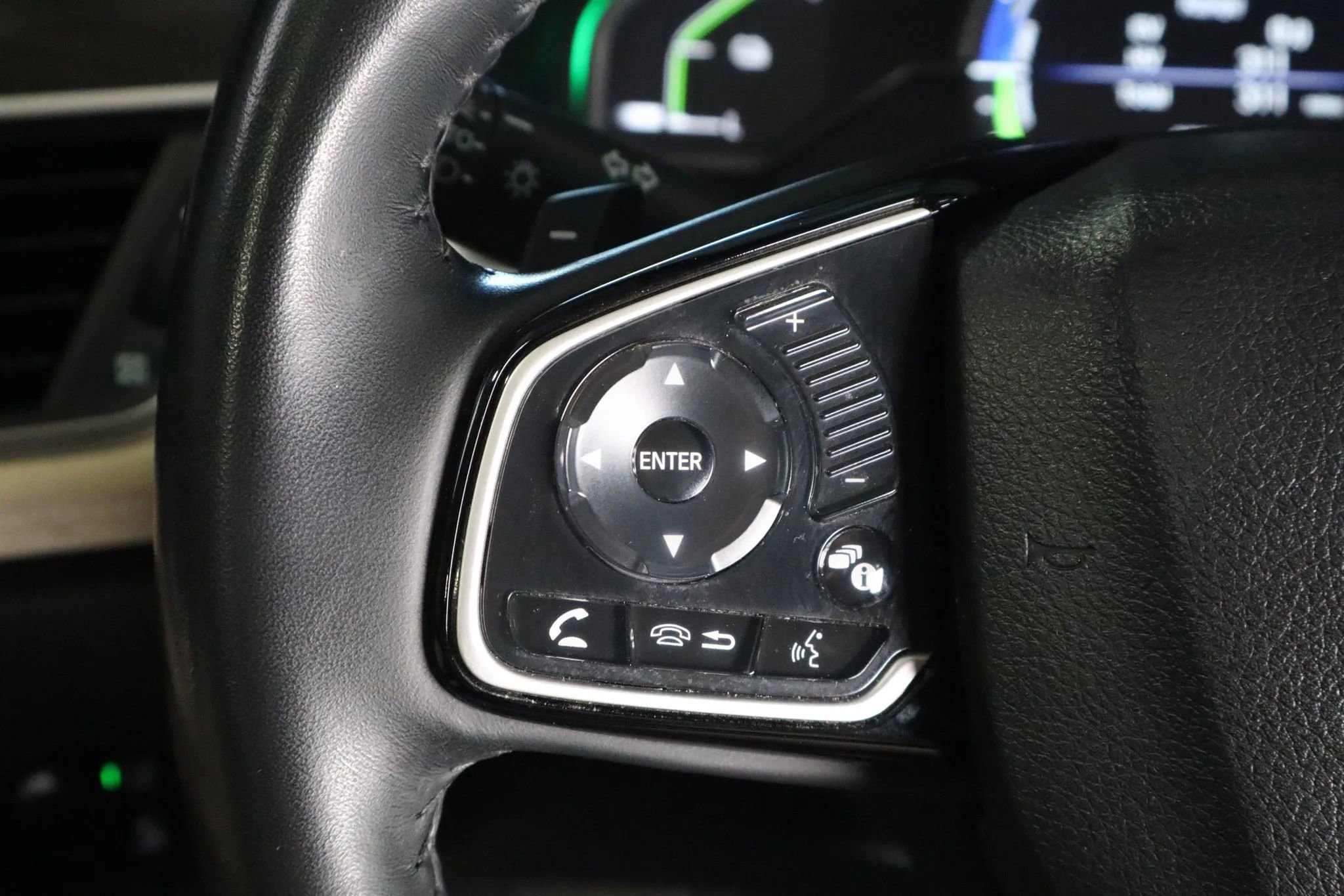 Used 2018 Honda Clarity Touring image 23