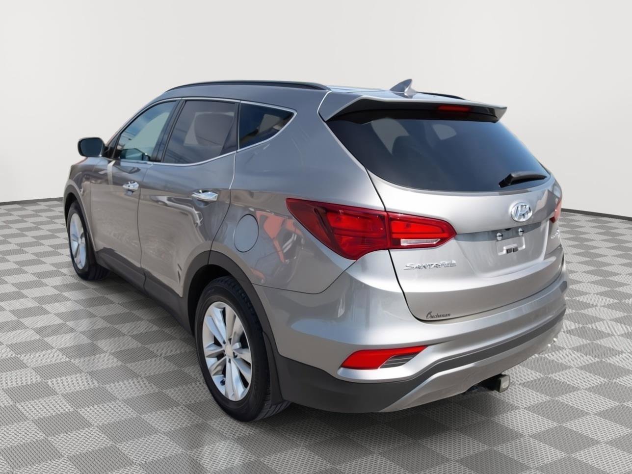 Used 2018 Hyundai Santa Fe Sport 2.0T image 3