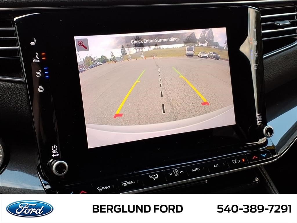 Used 2023 Jeep Wagoneer 4WD w/ Premium Group I image 30