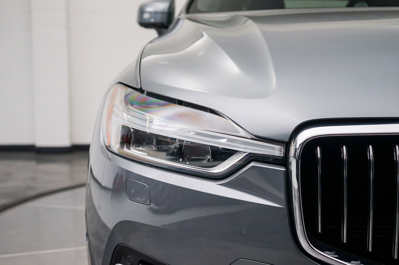 Used 2020 Volvo XC60 T8 Inscription w/ Protection Package Premier image 8