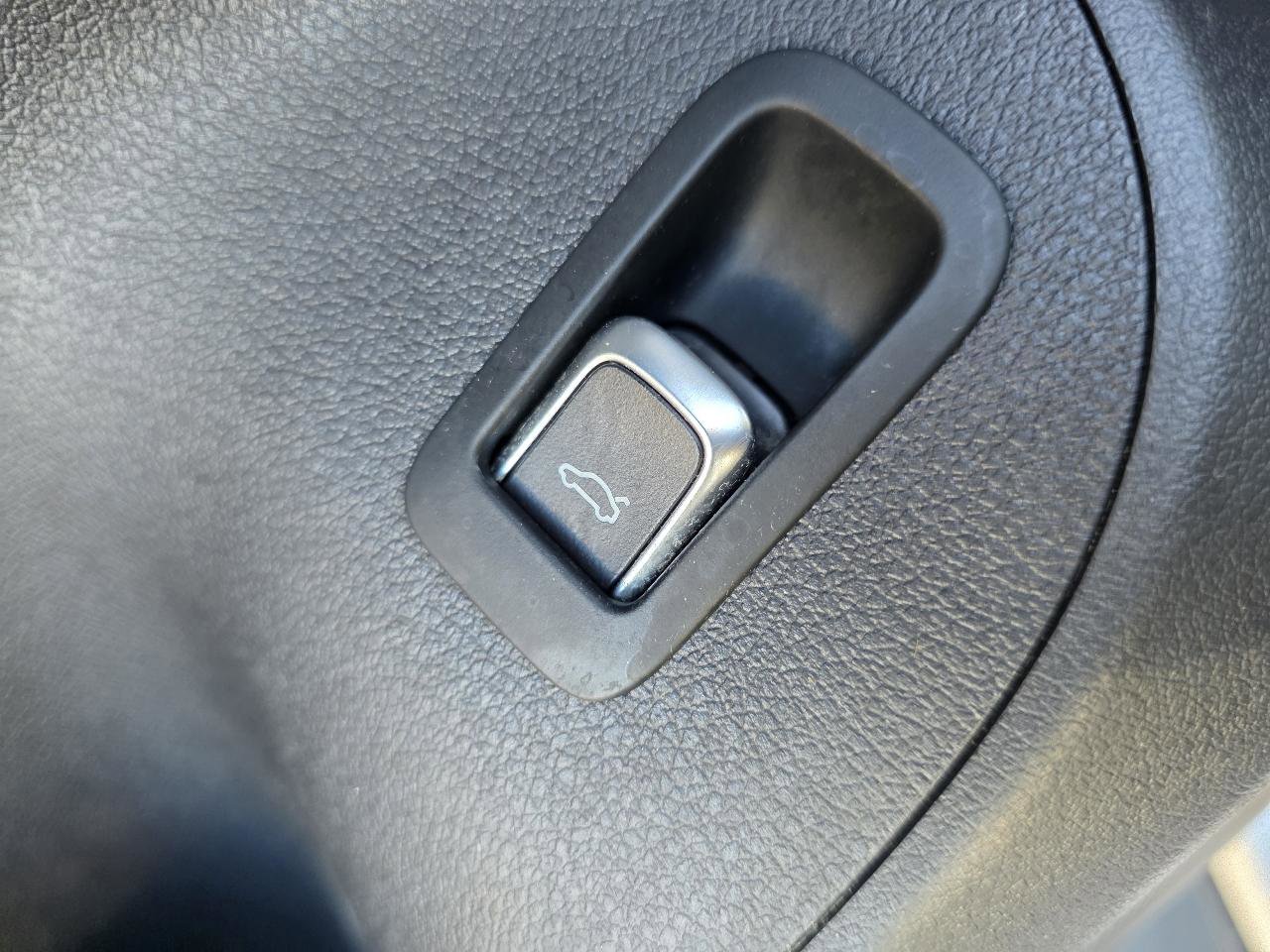 Used 2013 Audi Q5 2.0T Premium Plus image 21