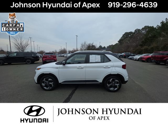 Certified 2023 Hyundai Venue Limited w/ Cargo Package image 18