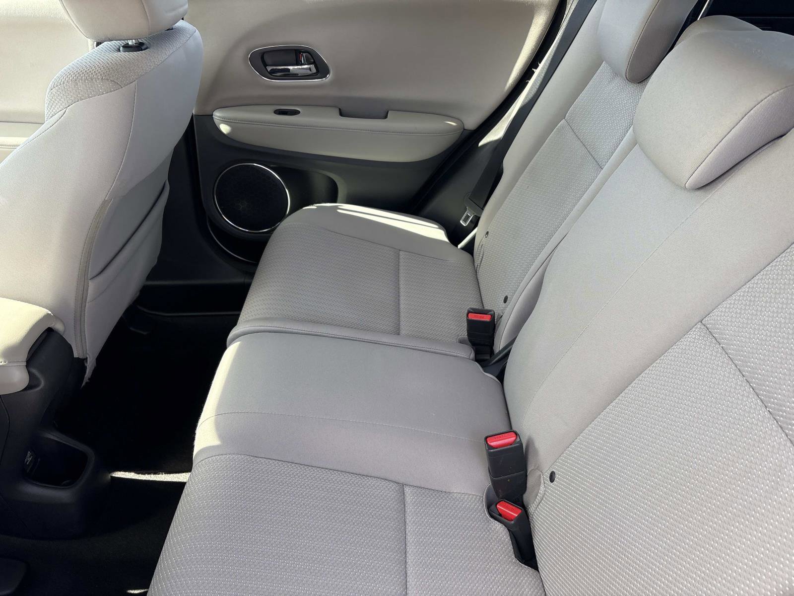 Used 2018 Honda HR-V EX image 31