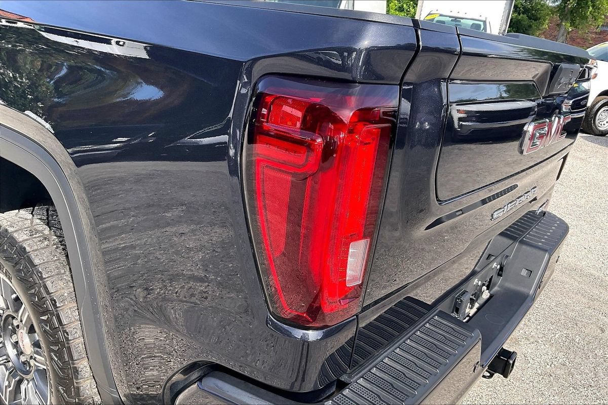 Used 2024 GMC Sierra 1500 AT4 AWD/4WD image 22