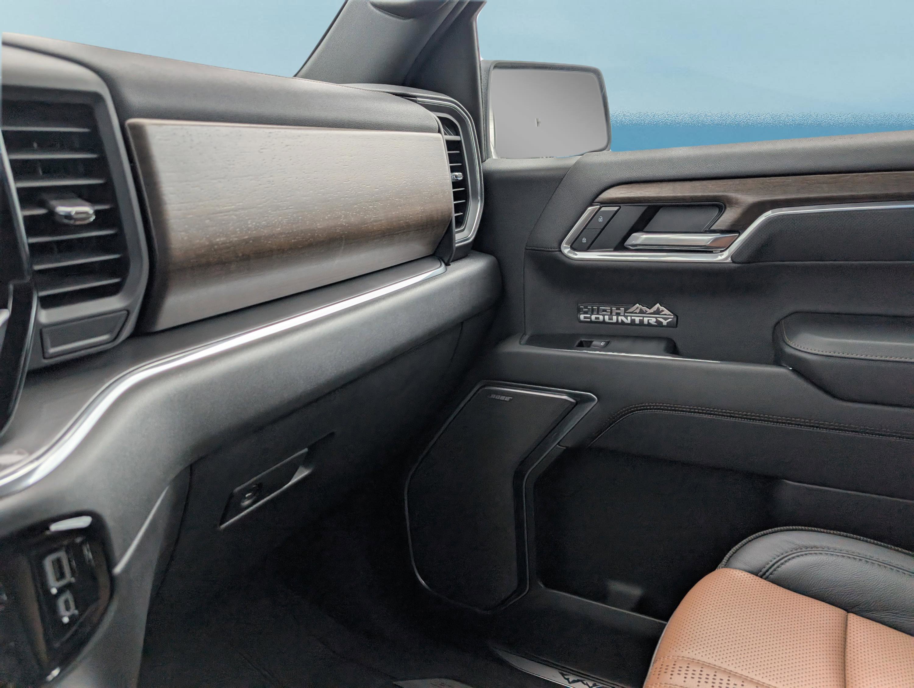 Used 2025 Chevrolet Silverado 1500 High Country w/ High Country Premium Package image 33