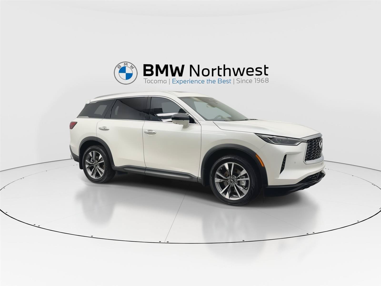 Used 2023 INFINITI QX60 Luxe w/ Cargo Package AWD/4WD image 6