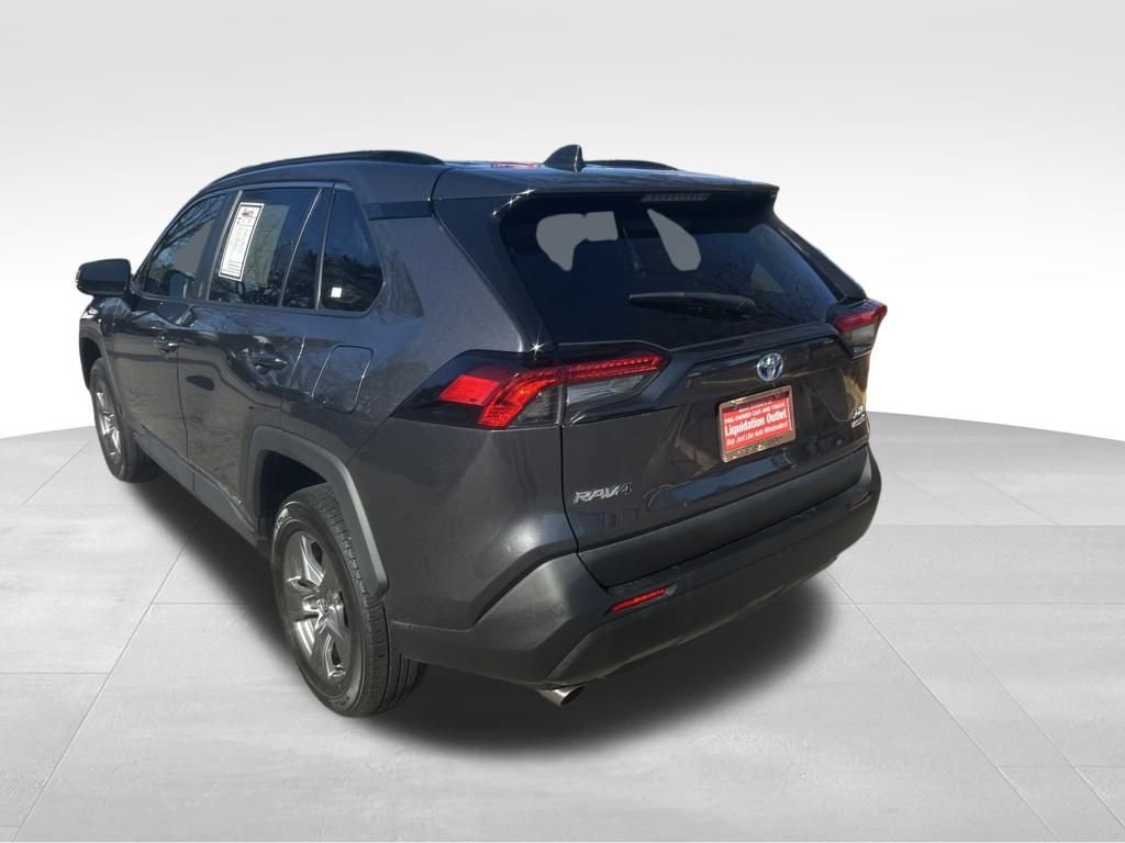 Used 2024 Toyota RAV4 XLE image 19