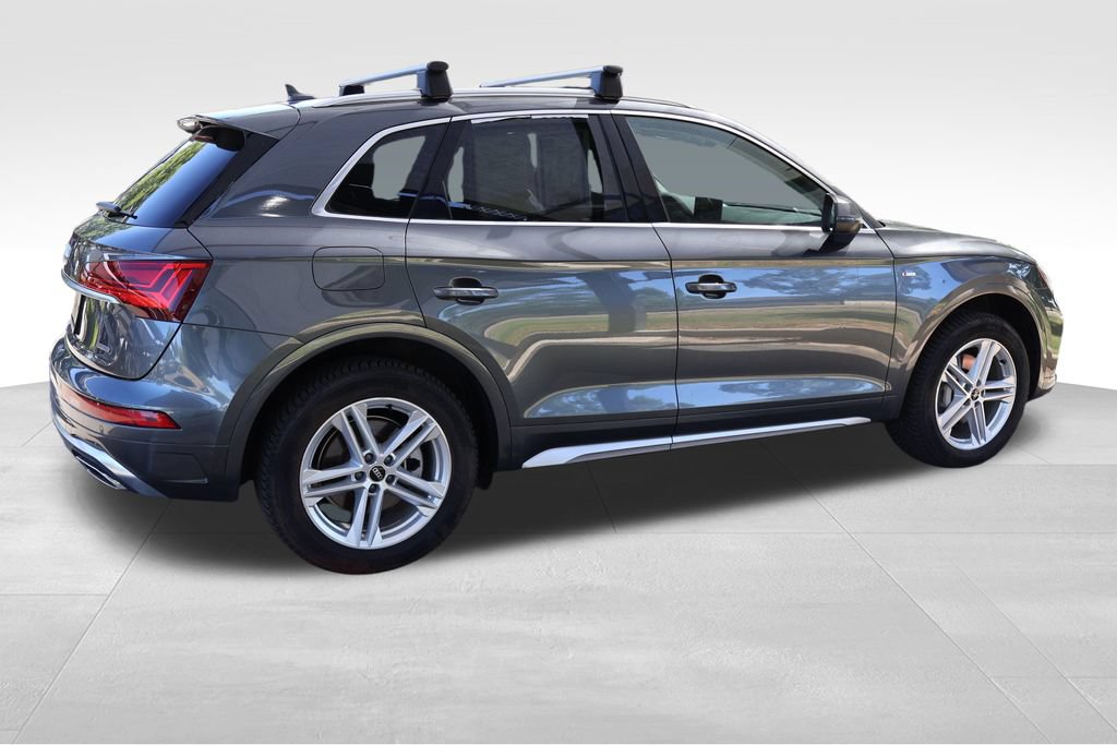 Used 2023 Audi Q5 e Premium w/ Convenience Package AWD/4WD image 16