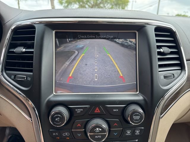 Used 2014 Jeep Grand Cherokee Overland w/ Advanced Technology Group image 29