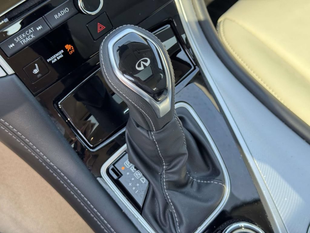 Used 2019 INFINITI Q50 Luxe w/ Essential Package (3.0T Luxe) AWD/4WD image 33