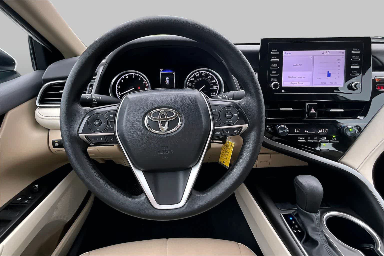 Used 2024 Toyota Camry LE FWD image 9