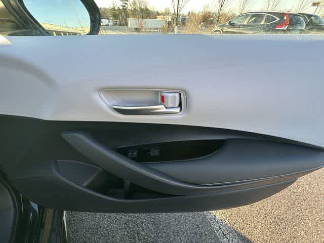 Used 2025 Toyota Corolla SE image 19
