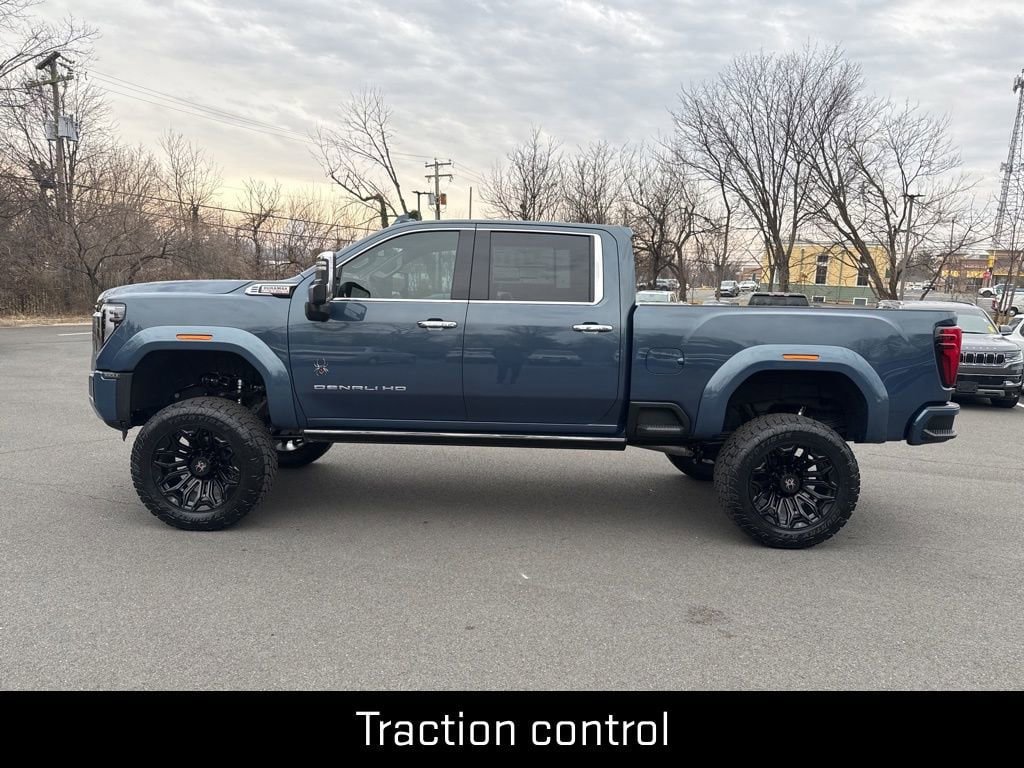 New 2026 GMC Sierra 2500 Denali AWD/4WD image 4