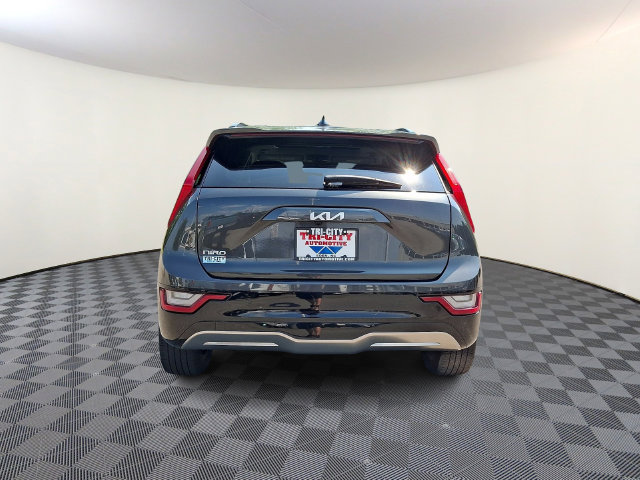 Used 2023 Kia Niro Wave w/ Wave Preserve Package FWD image 5