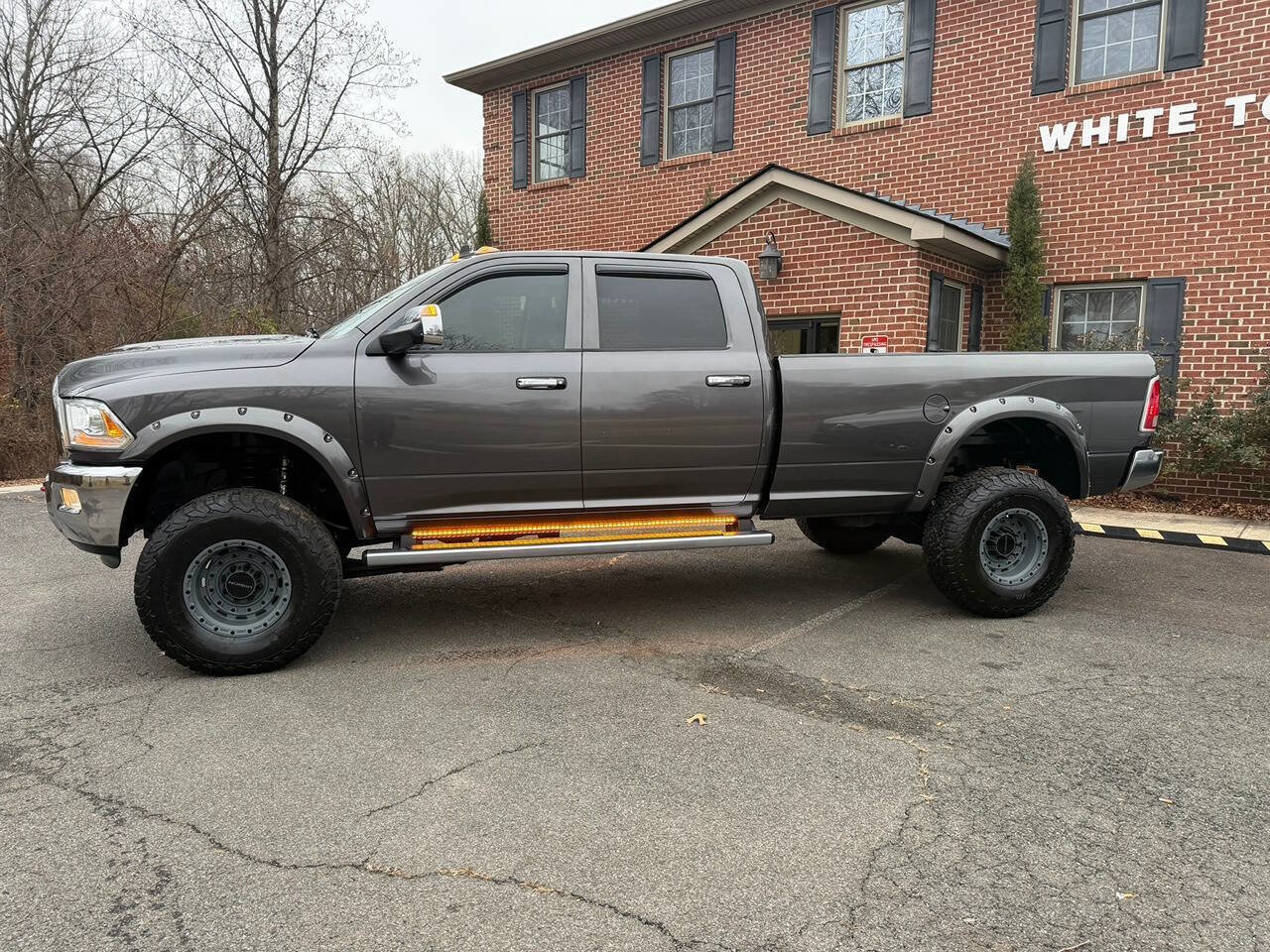 Used 2014 RAM 2500 Laramie w/ HD Snow Plow Prep Group image 2