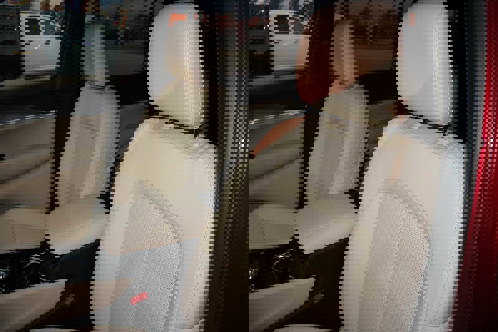 New 2025 Jeep Grand Cherokee L Limited w/ Luxury Tech Group II image 14