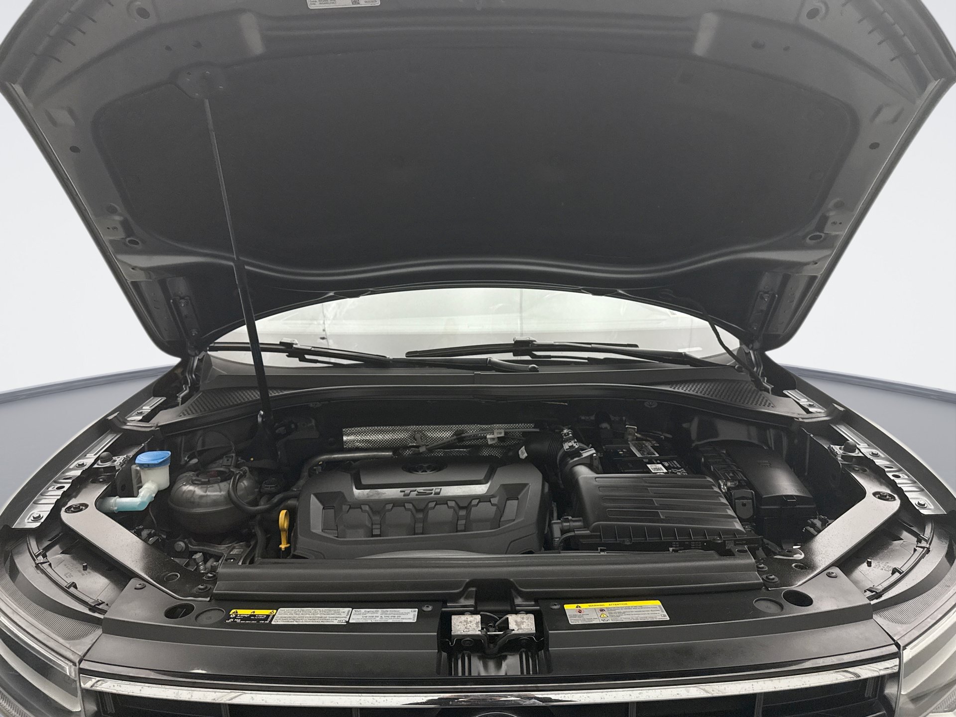 Used 2022 Volkswagen Tiguan SE R-Line AWD/4WD image 26