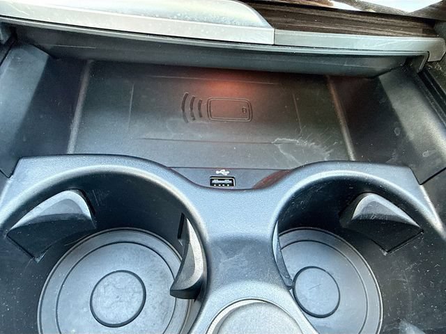 Used 2023 BMW 530i w/ Premium Package RWD image 32