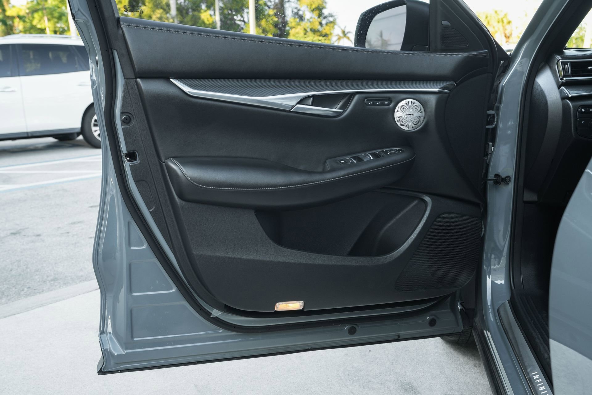 Used 2023 INFINITI QX50 Sport image 30