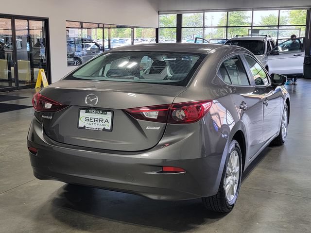 Used 2017 MAZDA MAZDA3 Sport w/ Preferred Equipment Package FWD image 5