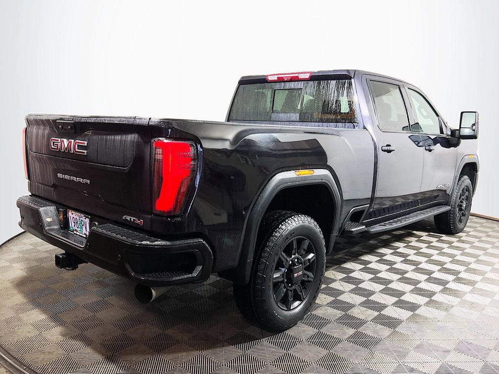 Used 2024 GMC Sierra 3500 AT4 w/ AT4 Premium Plus Package image 7