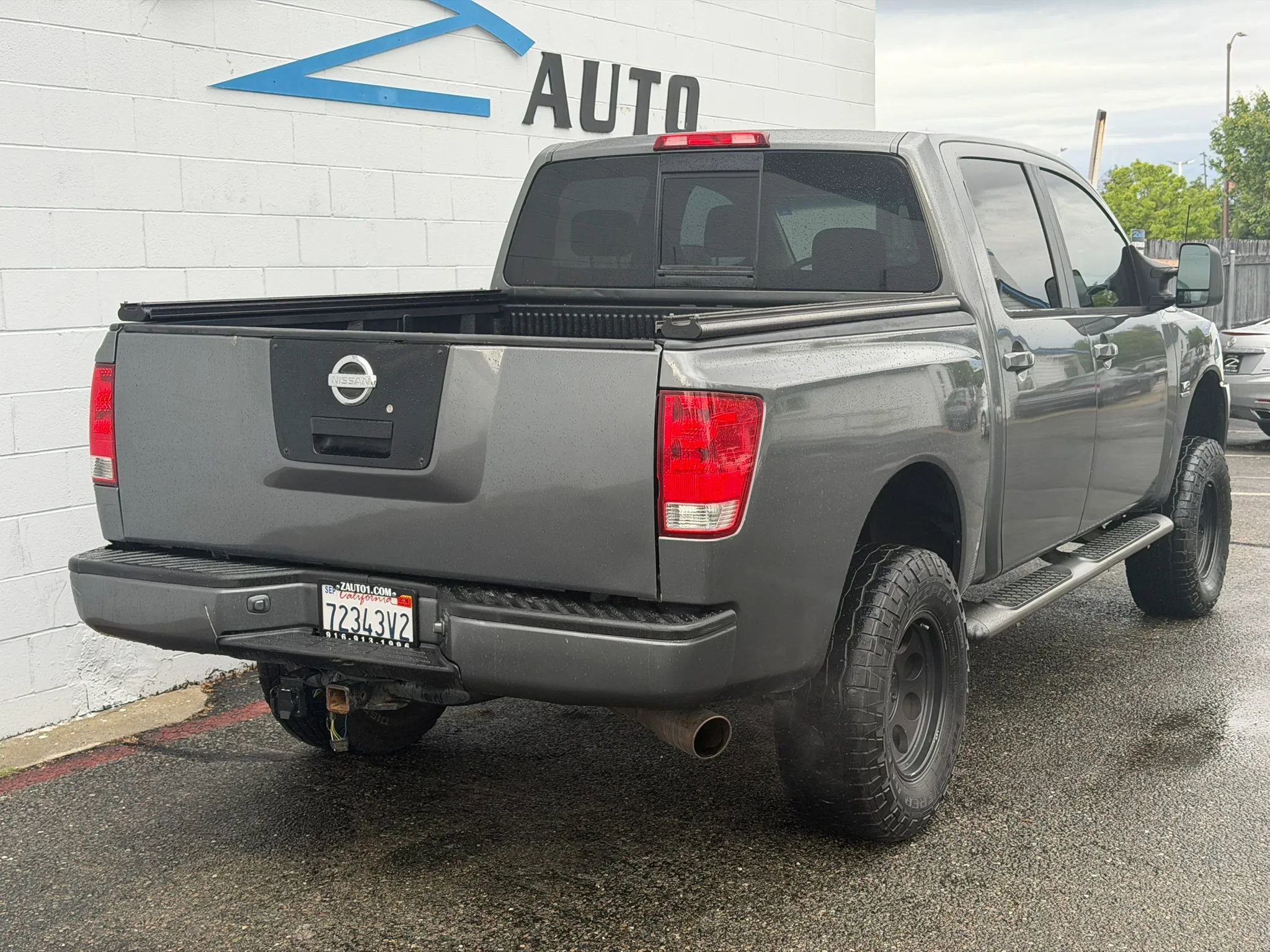 Used 2004 Nissan Titan XE w/ (PRF) Preferred Pkg AWD/4WD image 5