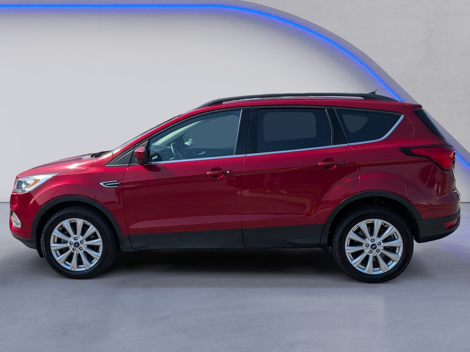 Used 2019 Ford Escape SEL AWD/4WD image 6