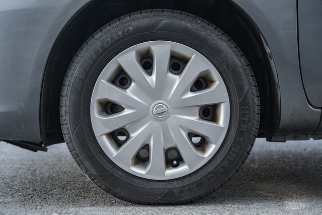 Used 2019 Nissan Versa SV FWD image 16