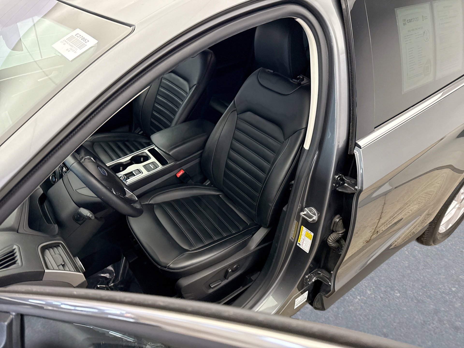 Used 2022 Ford Edge SEL w/ Convenience Package image 11