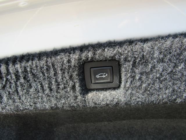 Used 2017 Cadillac CT6 Luxury image 32