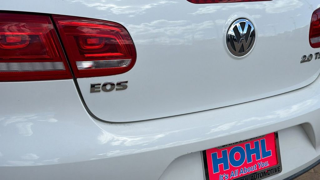 Used 2012 Volkswagen Eos Komfort FWD image 25