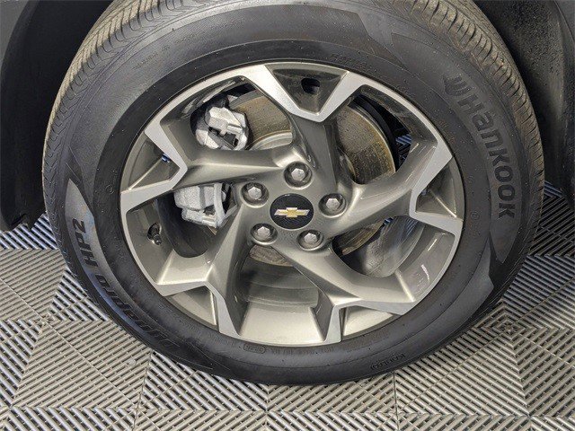 Certified 2025 Chevrolet Trax LT w/ LT Convenience Package image 11