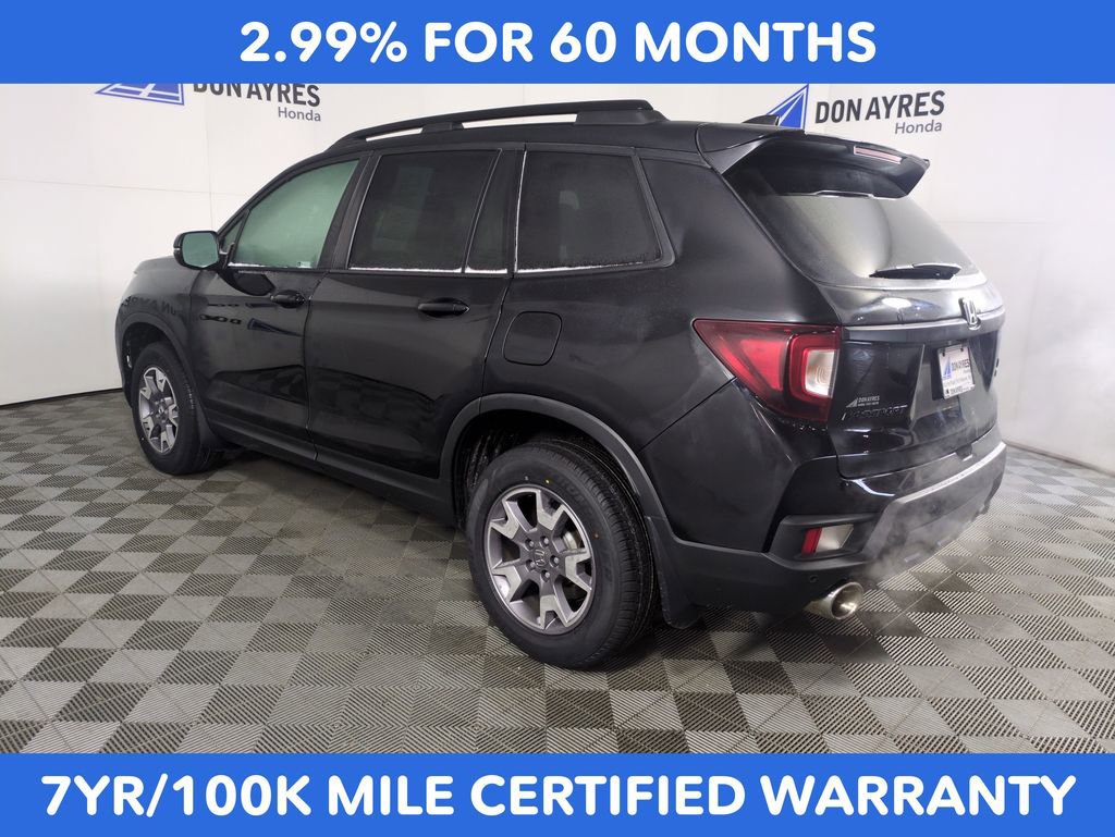 Certified 2023 Honda Passport TrailSport image 3