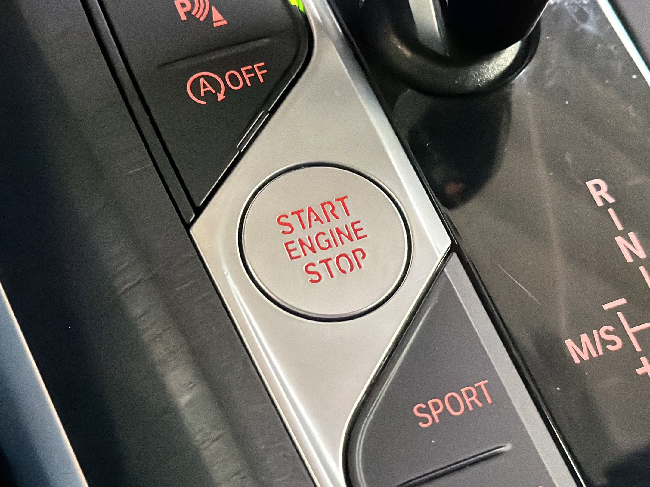 Used 2022 BMW 330i Sedan w/ Driving Assistance Package image 19