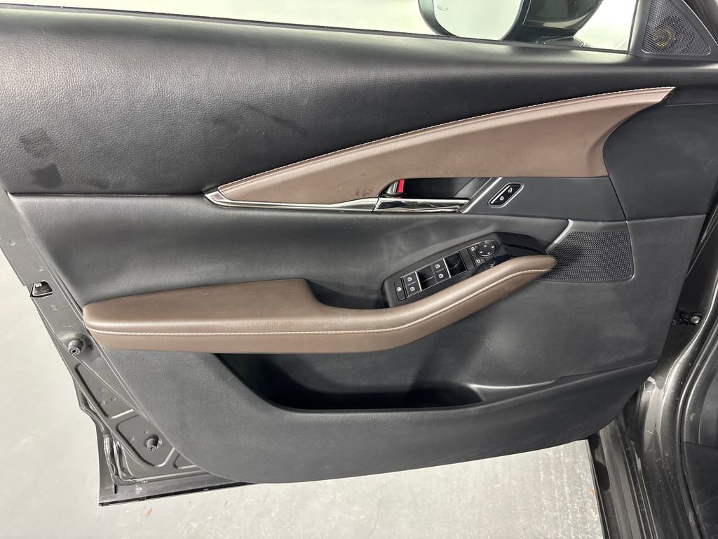 Used 2022 MAZDA CX-30 AWD 2.5 S w/ Premium Package image 11