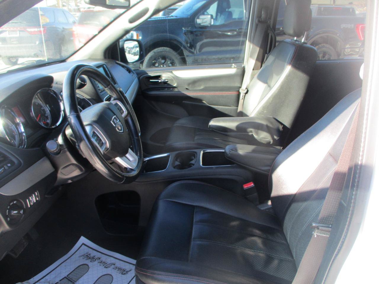Used 2019 Dodge Grand Caravan GT FWD image 13