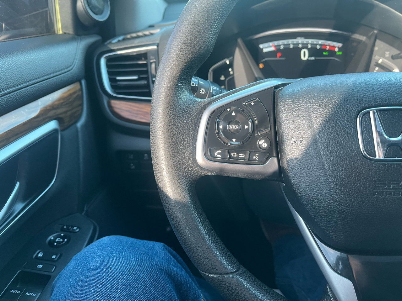 Used 2019 Honda CR-V EX image 12