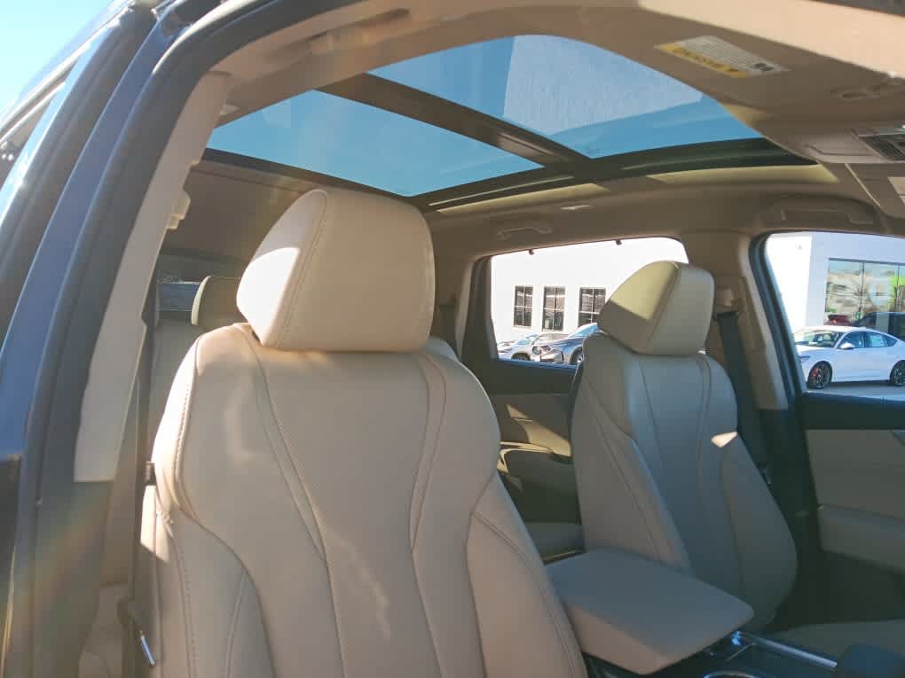 Used 2023 Acura MDX w/ Technology Package AWD/4WD image 13