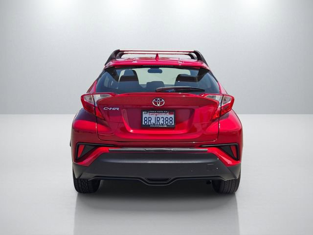 Used 2020 Toyota C-HR XLE FWD image 5