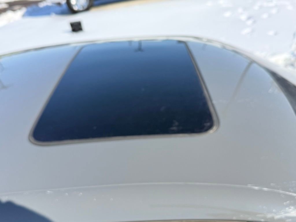 Used 2023 Dodge Charger R/T w/ Blacktop Package image 21