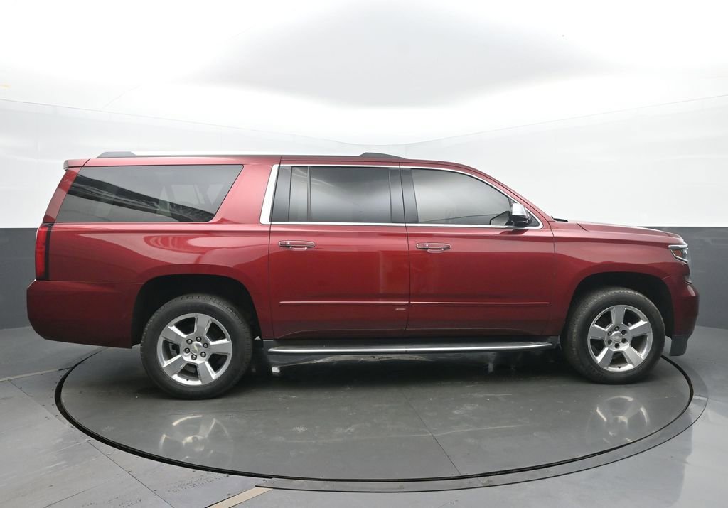 Used 2017 Chevrolet Suburban Premier image 6