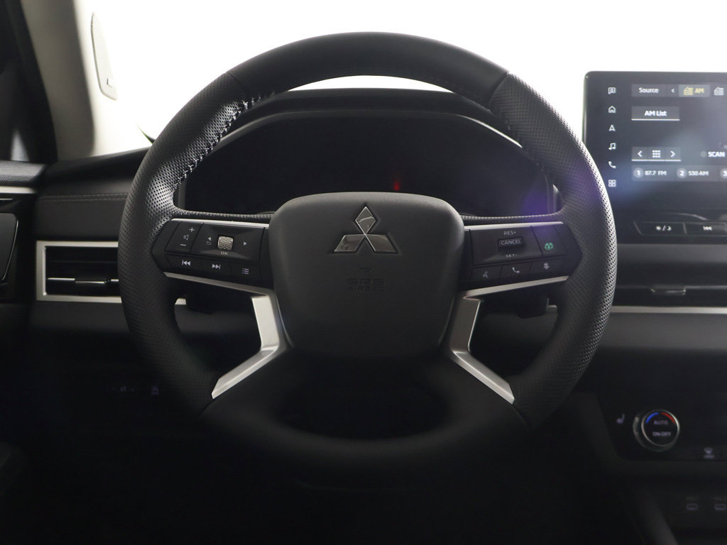 New 2026 Mitsubishi Outlander SE FWD image 38