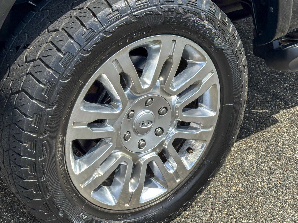Used 2013 Ford F150 Platinum image 17