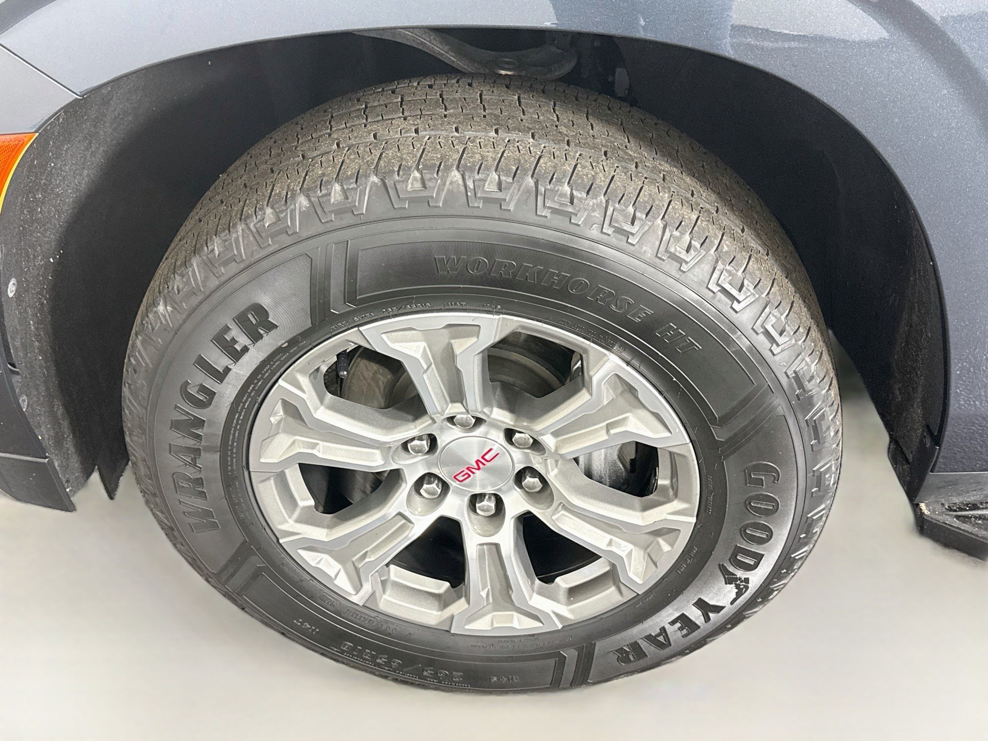Used 2021 GMC Yukon SLE RWD image 38