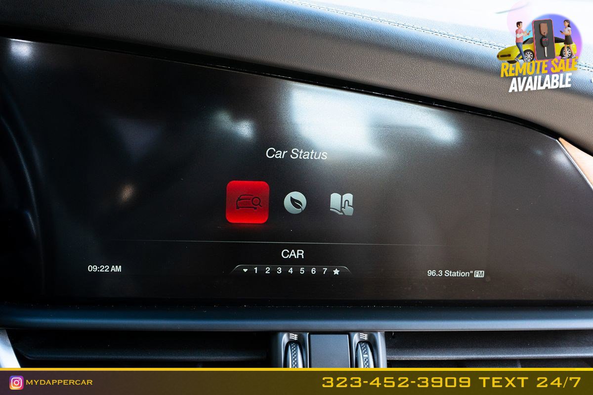 Used 2018 Alfa Romeo Giulia Ti w/ Quick Order Package 22Z Lusso image 33